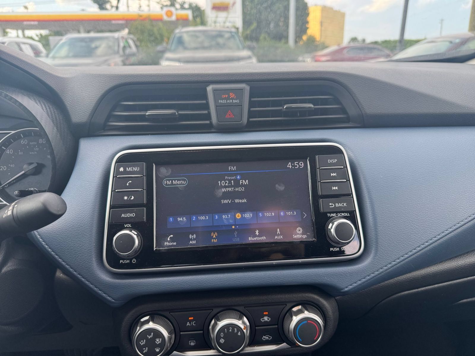 Used 2025 Nissan Versa SV FWD image 19