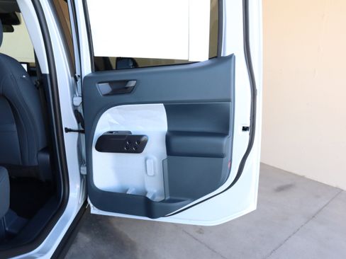 New 2026 Ford Maverick XLT w/ XLT Luxury Package FWD image 45