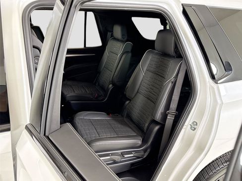Used 2025 Cadillac Escalade V w/ LPO, Floor Liner Package AWD/4WD image 25