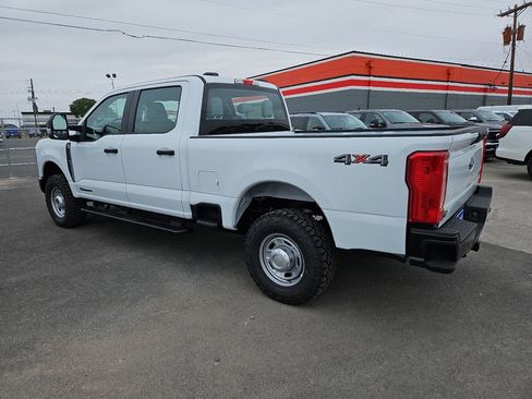 New 2026 Ford F350 XL w/ XL Off-Road Package AWD/4WD image 8