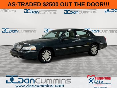 Used 2003 Lincoln Town Car Signature