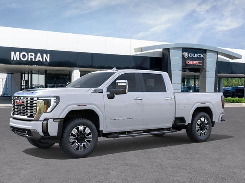 New 2026 GMC Sierra 2500 Denali w/ Denali Reserve Package image 5
