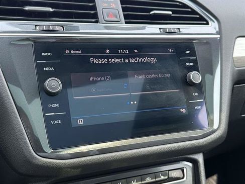 Used 2021 Volkswagen Tiguan SE R-Line AWD/4WD image 19