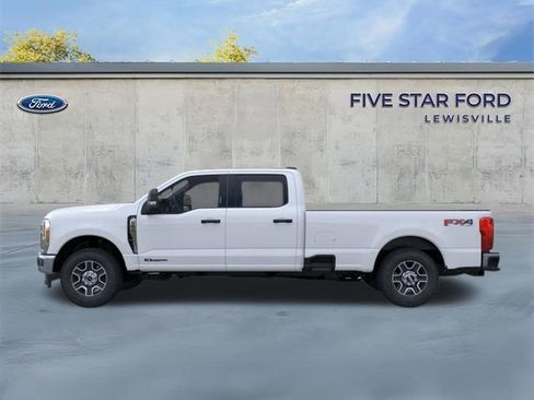 New 2025 Ford F250 XLT w/ FX4 Off-Road Package image 5