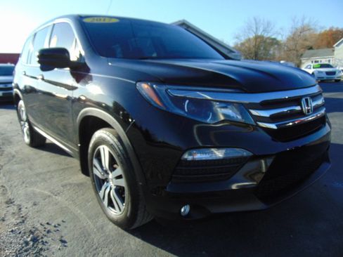 Used 2017 Honda Pilot EX-L image 2