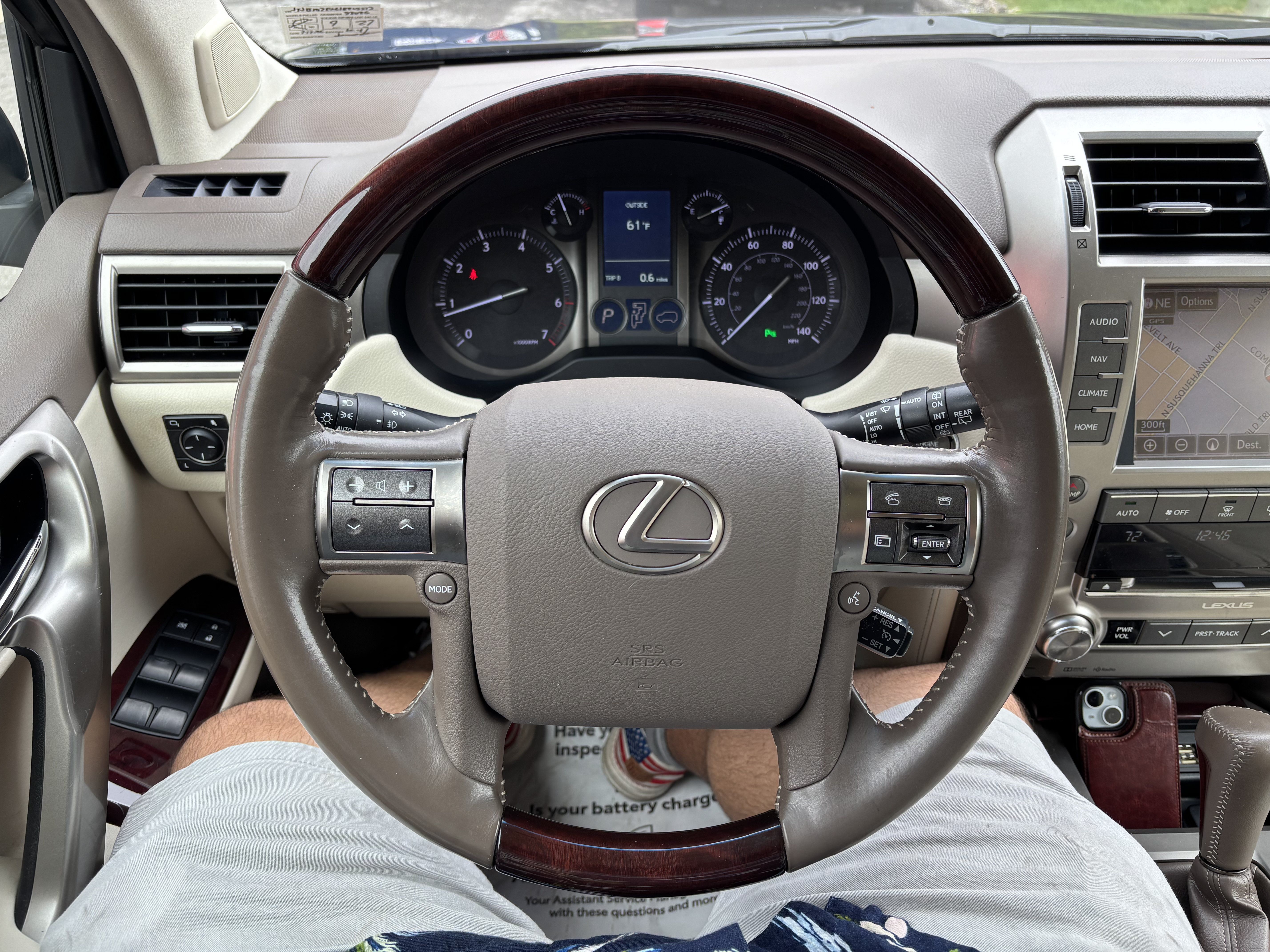 Used 2018 Lexus GX 460 Premium w/ Premium Package AWD/4WD image 18