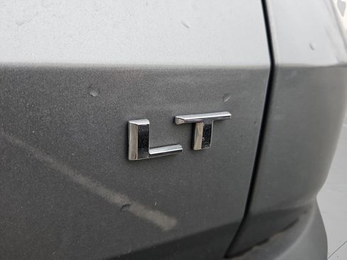 Used 2024 Chevrolet Traverse LT image 29