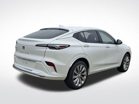 New 2026 Buick Envista Avenir image 8