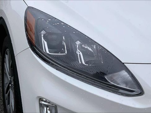 Certified 2022 Ford Escape SEL image 27