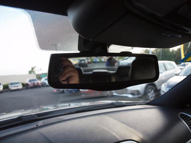 Used 2011 Chrysler 300 Limited RWD image 11