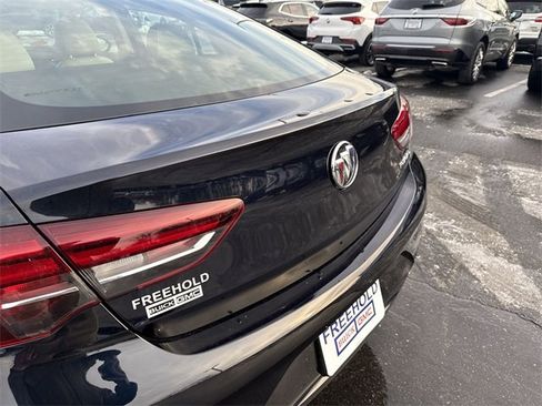 Used 2019 Buick Regal Essence image 30