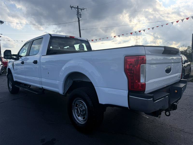 Used 2017 Ford F250 XL w/ Power Equipment Group AWD/4WD image 7
