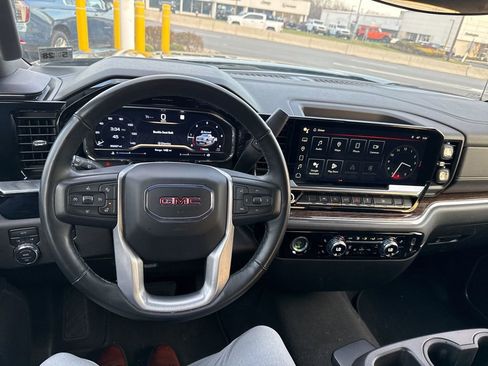 Used 2023 GMC Sierra 1500 Elevation image 23