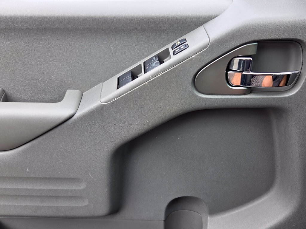 Used 2019 Nissan Frontier SV RWD image 30