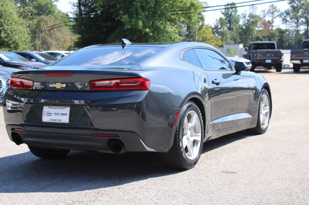 Used 2016 Chevrolet Camaro LT RWD image 8