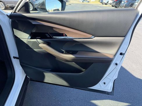 Used 2025 MAZDA CX-30 2.5 Turbo w/ Premium Plus Pkg image 10