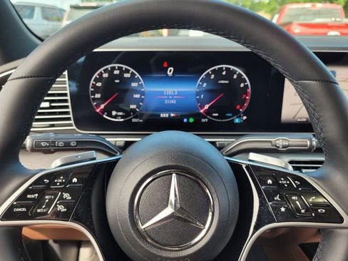 Used 2025 Mercedes-Benz GLE 350 4MATIC image 21