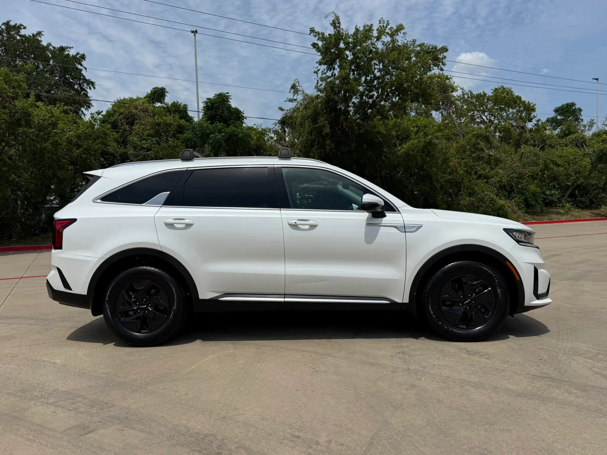 Used 2023 Kia Sorento EX FWD image 7