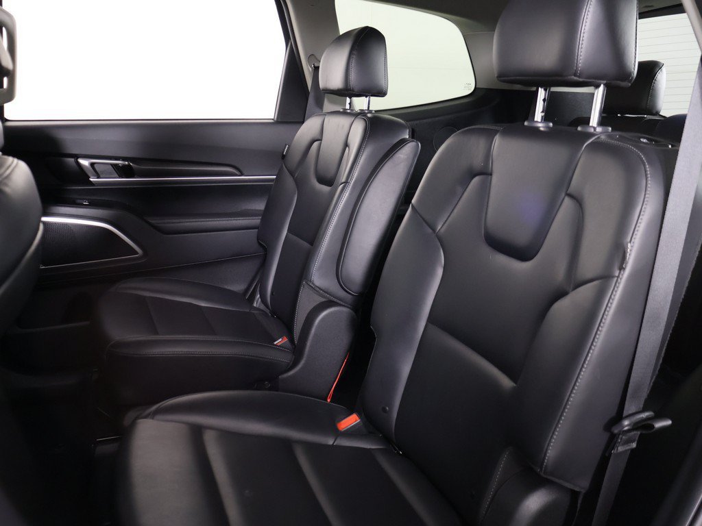 Used 2025 Kia Telluride S AWD/4WD image 35