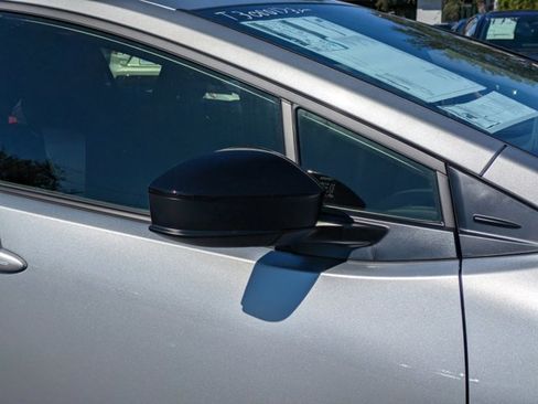 New 2026 Toyota Prius Plug-In Hybrid FWD image 12