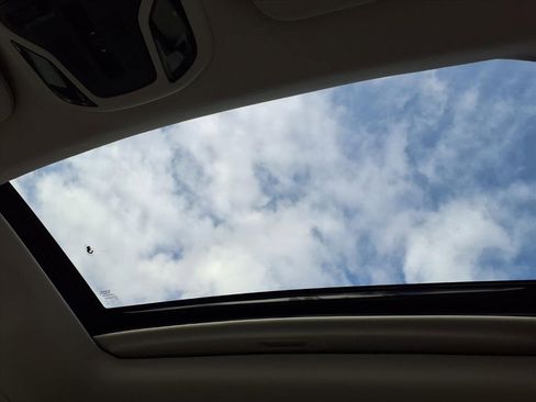 Certified 2025 Subaru Outback Limited image 23