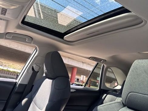 Certified 2025 Toyota RAV4 XLE w/ Convenience Package image 20