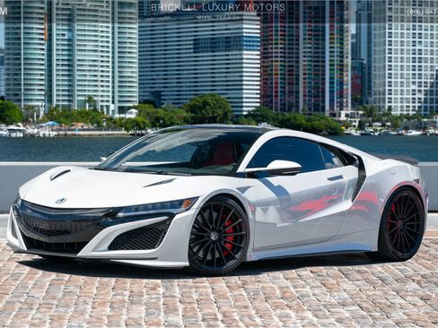 Used 2017 Acura NSX image 9