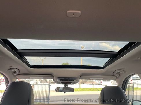 Used 2023 Nissan Rogue SV w/ SV Premium B Package FWD image 27