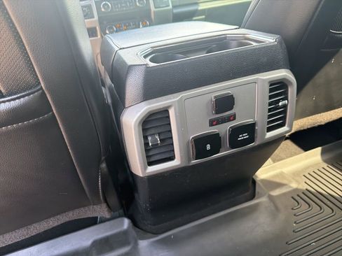 Used 2019 Ford F250 Lariat w/ Lariat Ultimate Package image 22