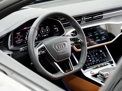 Used 2023 Audi RS 6 image 9