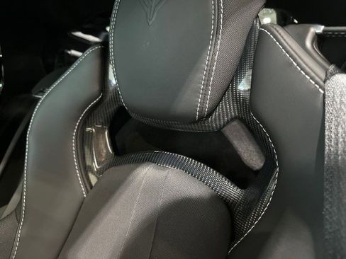 Used 2025 Chevrolet Corvette Z06 RWD image 39