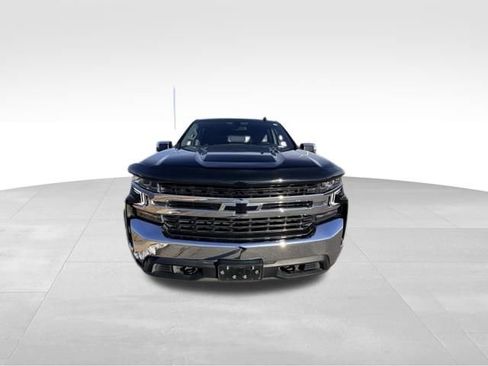 Certified 2021 Chevrolet Silverado 1500 LT w/ Convenience Package II image 3