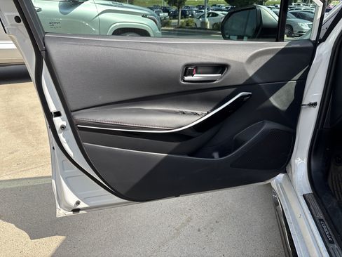 Used 2025 Toyota Corolla XSE FWD image 13