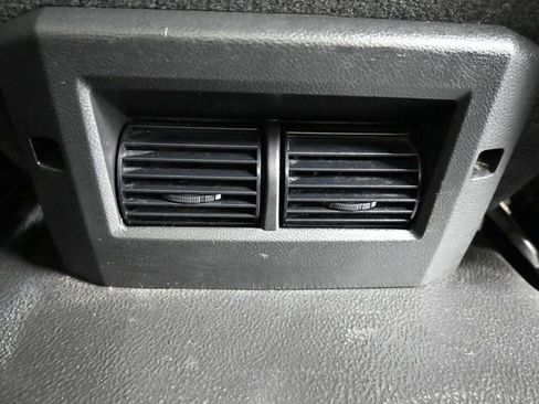 Used 2022 RAM 1500 Tradesman w/ Chrome Appearance Group image 34