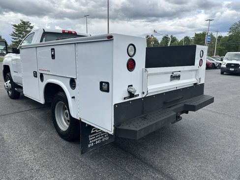 Used 2017 Chevrolet Silverado 3500 W/T w/ WT Convenience Package AWD/4WD image 4