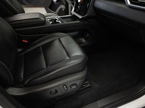 Used 2024 GMC Acadia Elevation AWD/4WD image 20