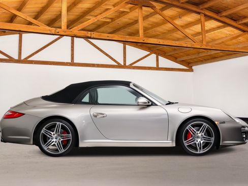 Used 2011 Porsche 911 Carrera S RWD image 7