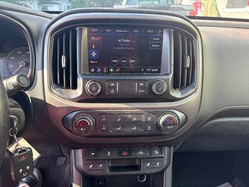 Used 2019 GMC Canyon All Terrain w/ Trailering Package AWD/4WD image 15