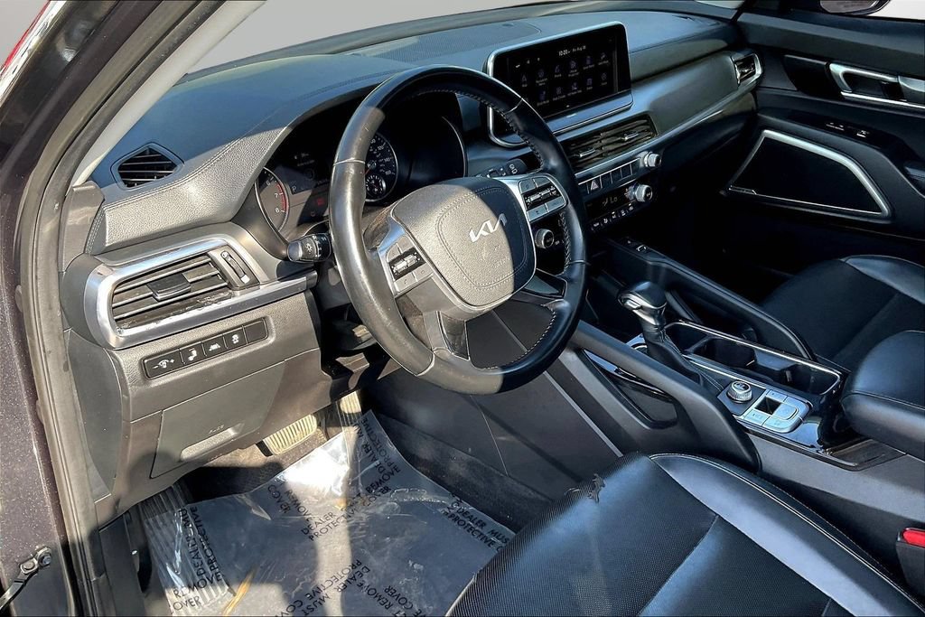 Used 2022 Kia Telluride S FWD image 17