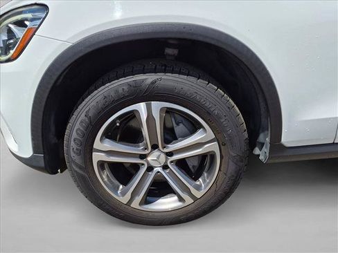 Used 2020 Mercedes-Benz GLC 300 image 21