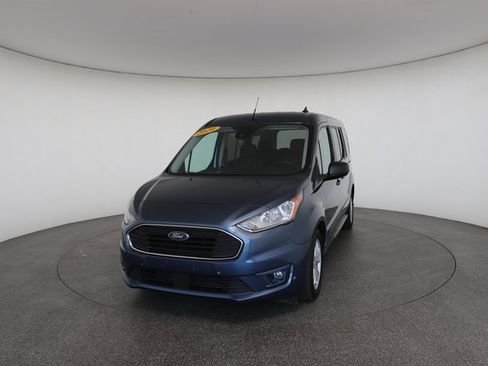 Used 2020 Ford Transit Connect XLT image 32
