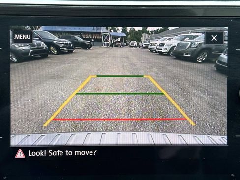 Used 2019 Volkswagen Tiguan SE w/ Panoramic Sunroof Package FWD image 28