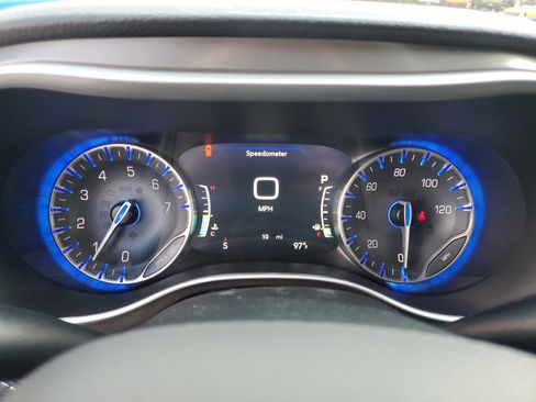 New 2026 Chrysler Pacifica Select image 15