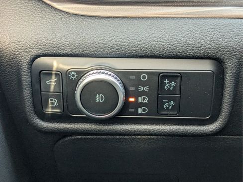 Used 2023 Ford Explorer Limited w/ Hybrid Equipment Group 310A AWD/4WD image 26