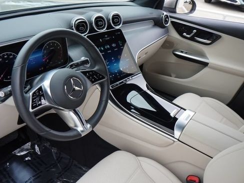 Certified 2024 Mercedes-Benz GLC 300 image 2