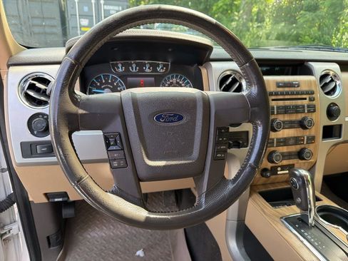 Used 2011 Ford F150 Lariat w/ Lariat Chrome Pkg AWD/4WD image 19