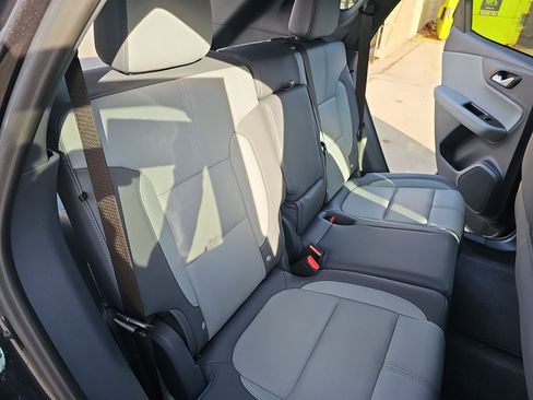 Used 2022 Chevrolet Blazer LT w/ Sound & Technology Package image 12