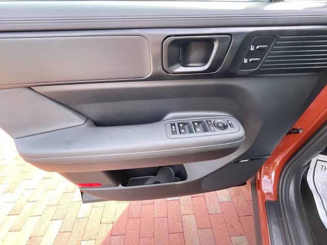 Used 2025 Hyundai Santa Fe Calligraphy FWD image 10