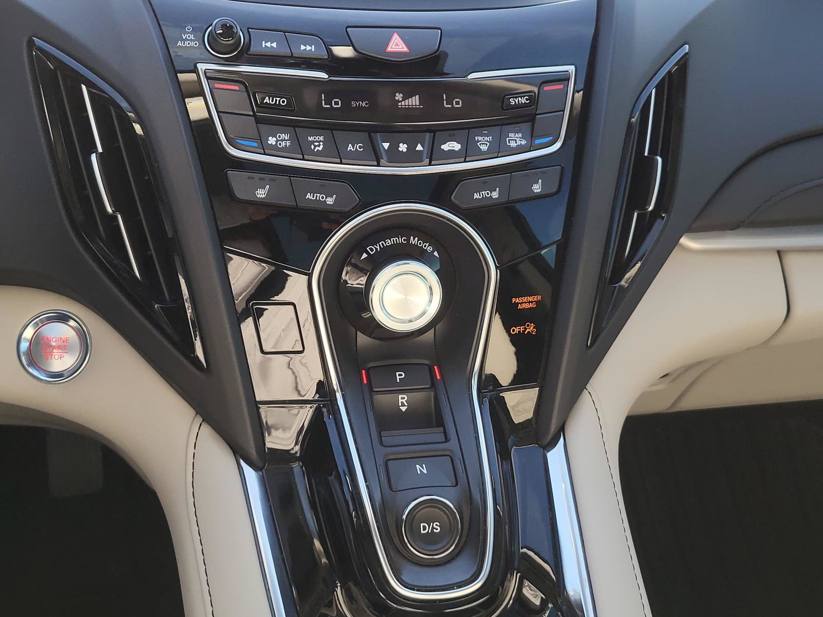 Used 2025 Acura RDX w/ Technology Package AWD/4WD image 23