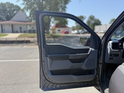 Used 2021 Ford F150 XLT AWD/4WD image 23